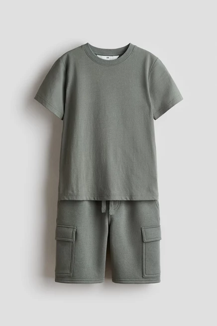 2-Piece T-Shirt and Shorts Set khaki green