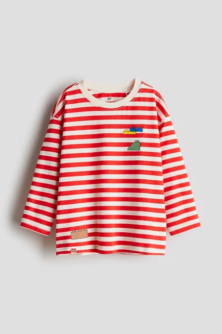 red/lego brand