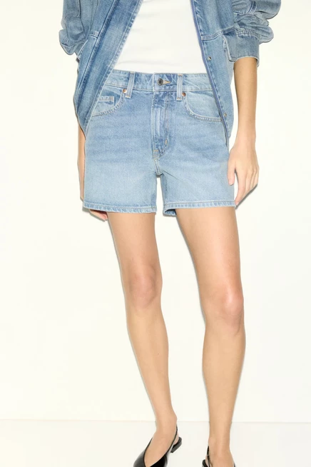 light denim blue