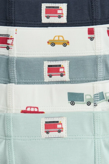 cream/vehicles