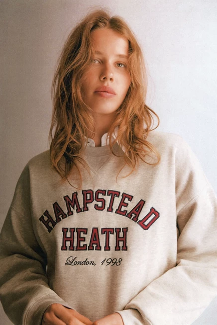 Толстовка с текстовым рисунком light beige/hampstead heath