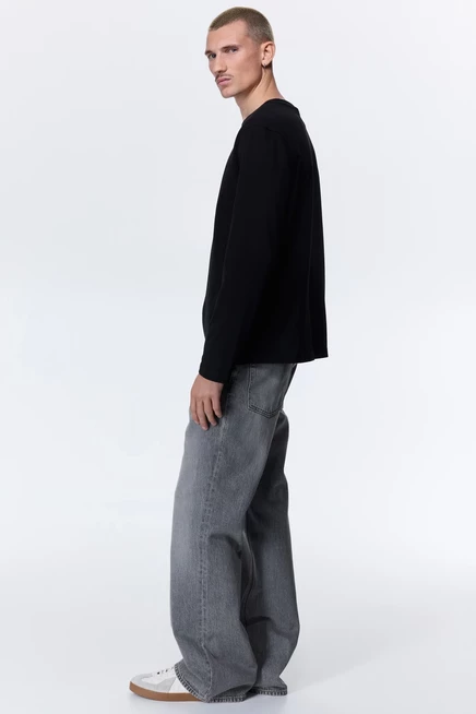 Мужская футболка H&M из джерси прямого кроя, черная