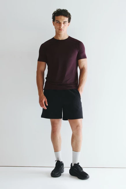 Мужская спортивная футболка H&M Muscle-Fit с CoolMove™, темно-сливовая