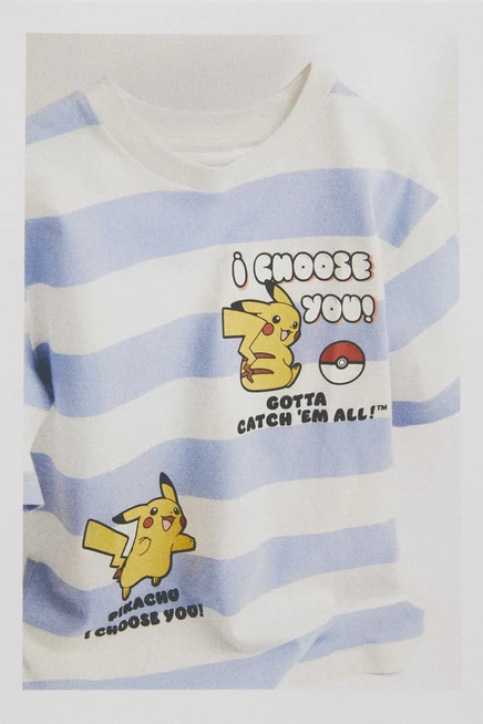 light blue/pokémon