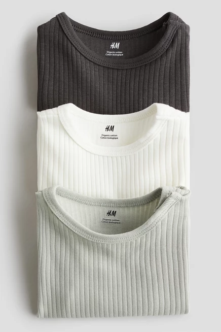 black/white/light green