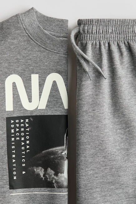 Комплект для мальчиков H&M свитшот и джоггеры NASA, серый меланж