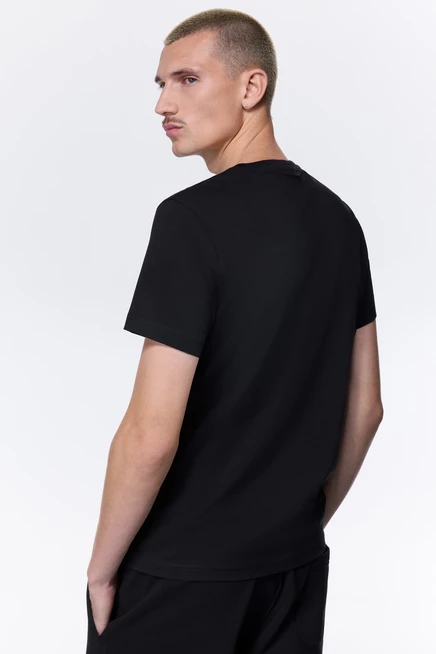 Мужская футболка H&M облегающая, черная