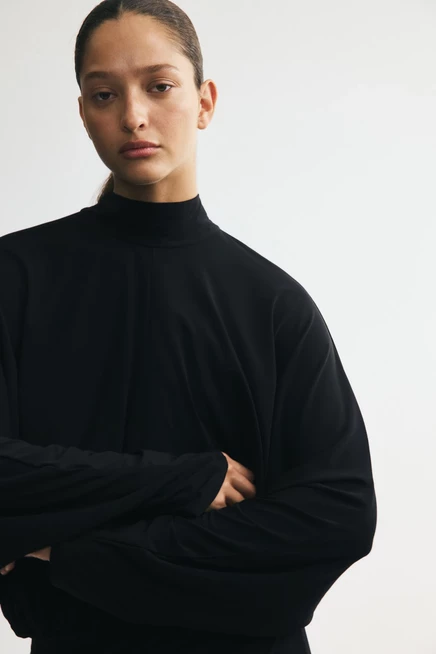 Женское платье H&M с рукавами-«летучая мышь», черное