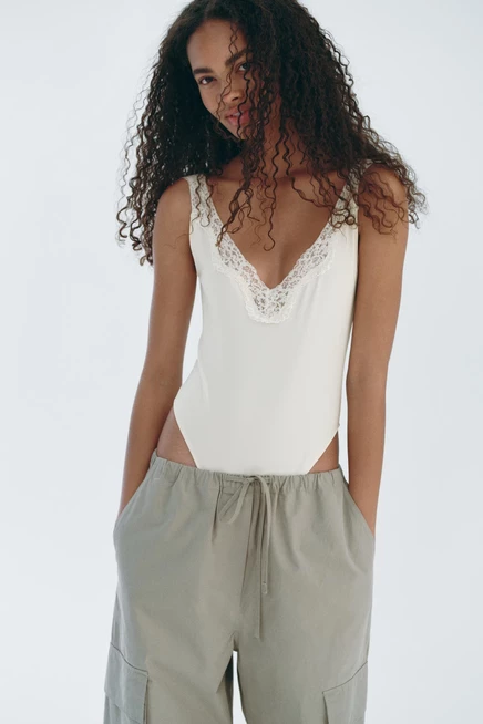Женское боди H&M с кружевом, бледно-желтое