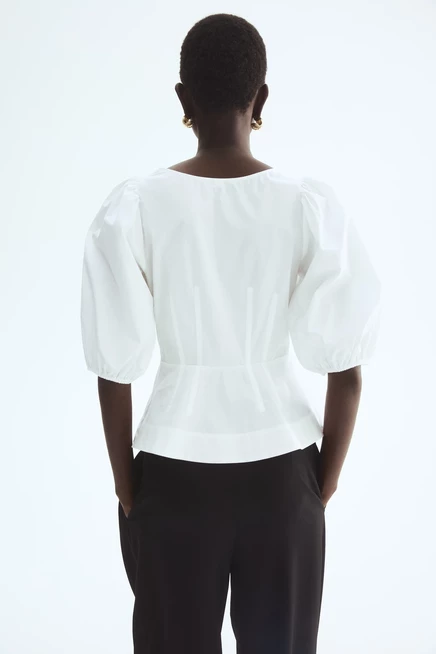 Женская блузка H&M с баской из хлопка, белая