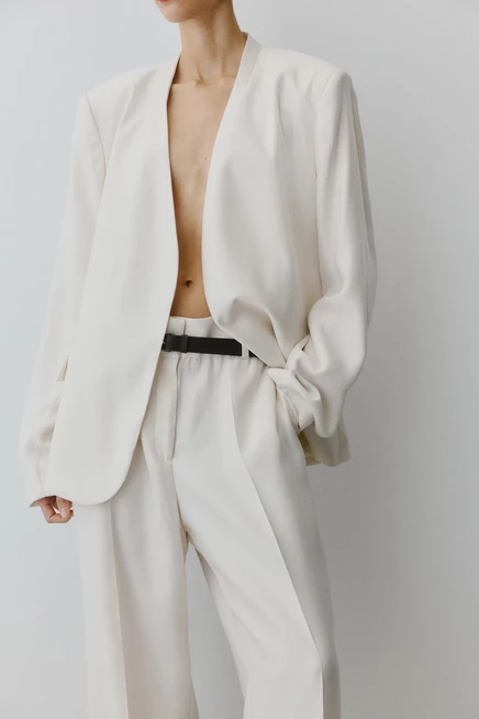 Dress Pants with Belt cream