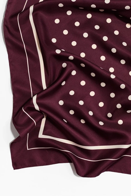 burgundy/polka dot