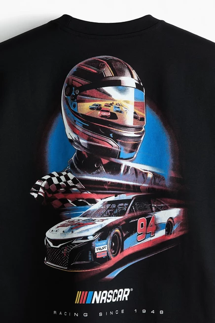 Мужская футболка H&M свободного кроя с принтом NASCAR, черная