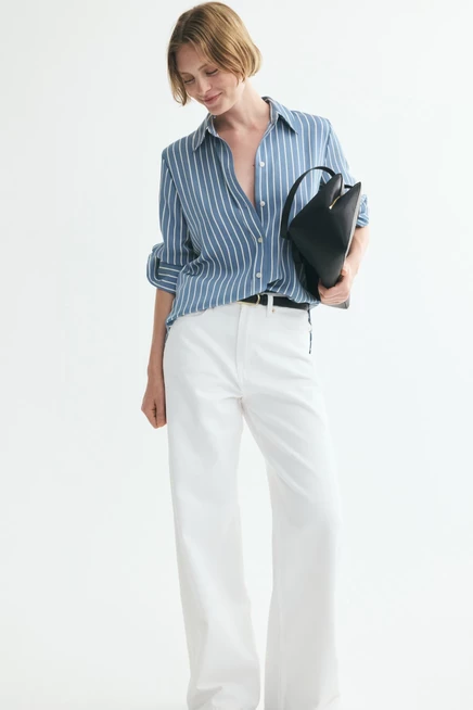 light blue/pinstriped