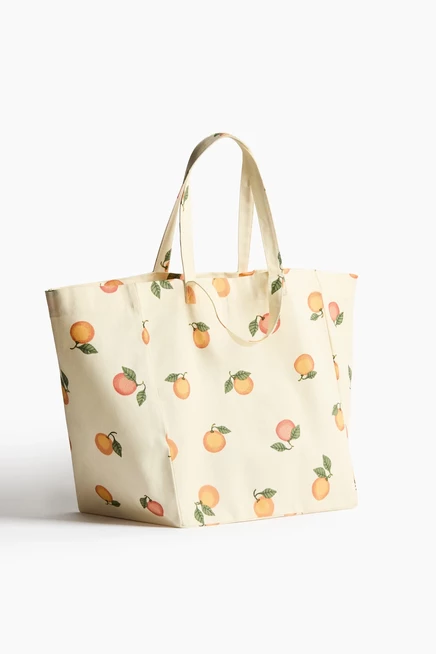 light yellow/fruit