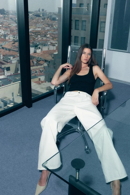 Женские джинсы H&M широкие, белые