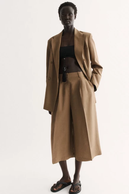 Double-Breasted Linen-Blend Blazer beige