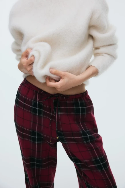 red/plaid
