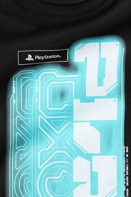 Детская футболка H&M с принтом PlayStation, черная