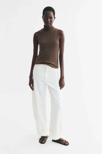Fine-Knit Sleeveless Turtleneck Top dark taupe