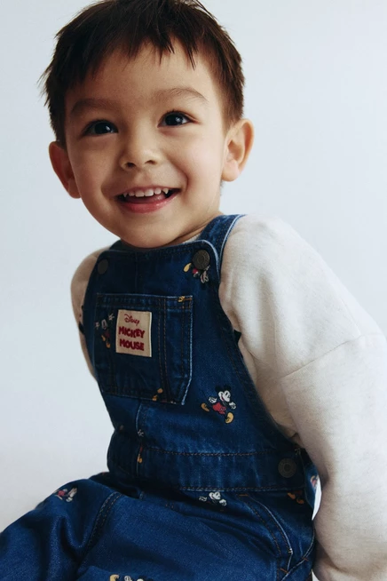 Детский джинсовый комбинезон H&M с принтом Mickey Mouse, голубой