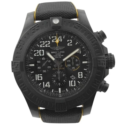 Мужские часы Breitling Avenger Hurricane XB1210, черные
