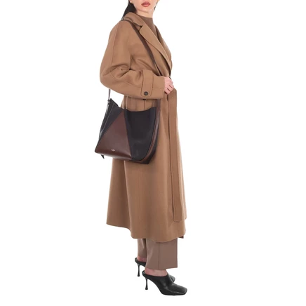 Женская сумка Max Mara Bucket кожаная