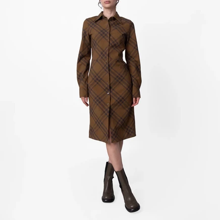 Женское платье-рубашка Burberry в клетку