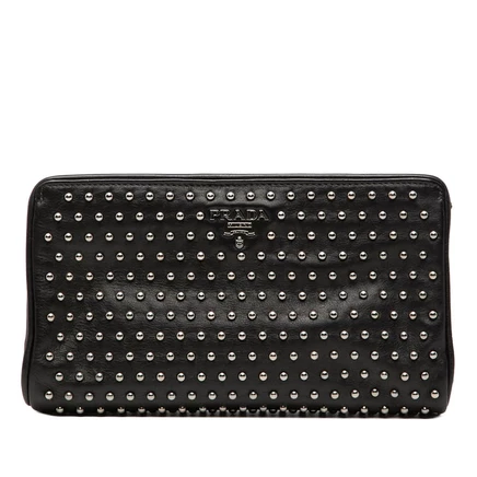 Женский клатч Prada с заклепками, кожа