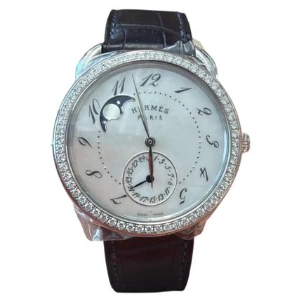 Женские часы Hermes Arceau Petite Lune, перламутровые