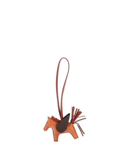 Бывшая в употреблении сумка HERMES PM Pegase Rodeo Bag Charm из кожи коричневого цвета