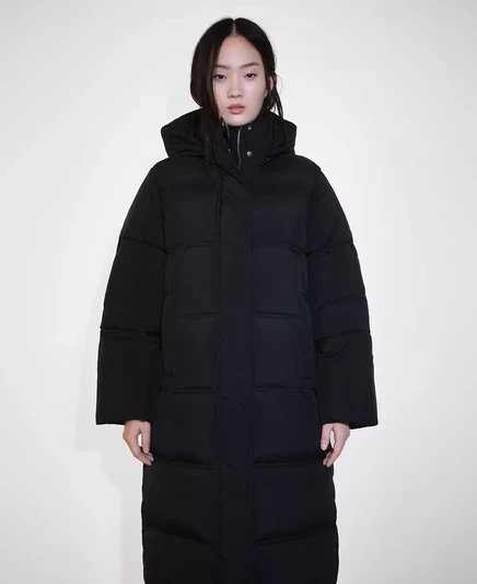 Женское стеганое пальто с капюшоном Mango black