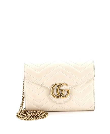 Женский кошелек на цепочке Gucci Mini GG Marmont, бежевый