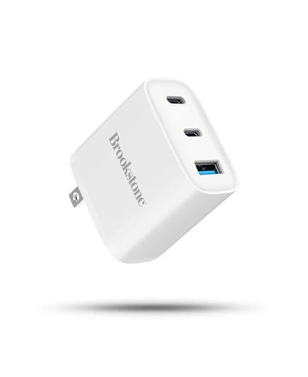 Универсальное настенное зарядное устройство Brookstone PD 40W для быстрой зарядки с 3 портами белого цвета