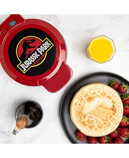 Вафельница Uncanny Brands Jurassic Park с тиснением T-Rex