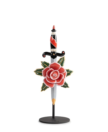 Фигурка Lladr Dagger and Rose, разноцветная
