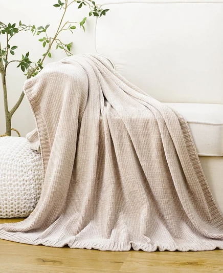 Однотонный тканый плед из микро-синели Battilo Lifestyle, 51 