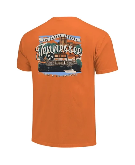 Изображение Одна женская футболка Tennessee Orange Tennessee Volunteers Comfort Colors с изображением сцены кампуса и сценарием для рисования tennessee orange