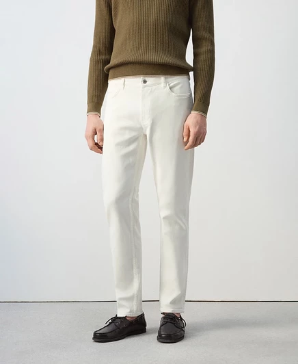 Мужские джинсы Mango Slim Fit Ultra Soft Touch Patrick белого цвета