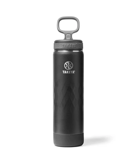 Takeya Sport, 22 унции Бутылка для воды с тройной изоляцией и крышкой-носиком.