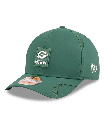 Мужская шляпа New Era Green Green Bay Packers 2025 Sideline M-Crown с регулируемой длиной 940 см.
