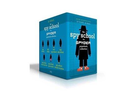 The Spy School vs SPYDER - коллекция книг в мягкой обложке, в коробке от Стюарта Гиббса, без цвета.