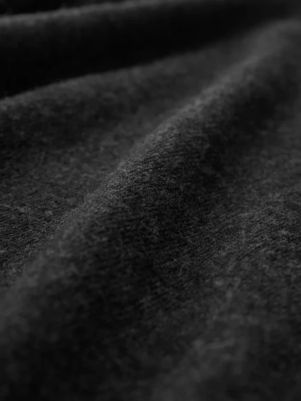 Celtic & Co. Женский шерстяной свитер Geelong с отложным воротником и разрезом charcoal