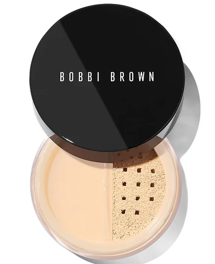 Прозрачная отделка Bobbi Brown с рассыпчатой пудрой коричнево-бежевого цвета