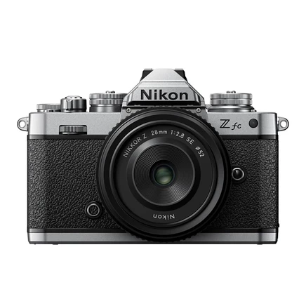 Беззеркальная камера Nikon Z fc 28 мм f/2.8, серебристая