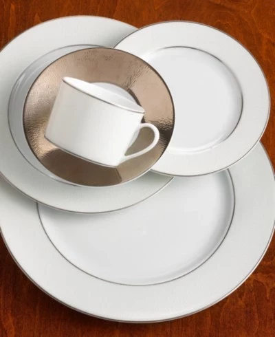 Блюдце Bernardaud Dune из фарфора, белое