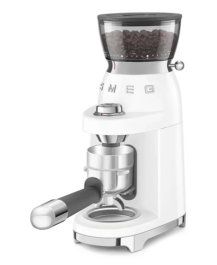 Кофемолка SMEG 50 в ретро-стиле для приготовления кофе и эспрессо белого цвета