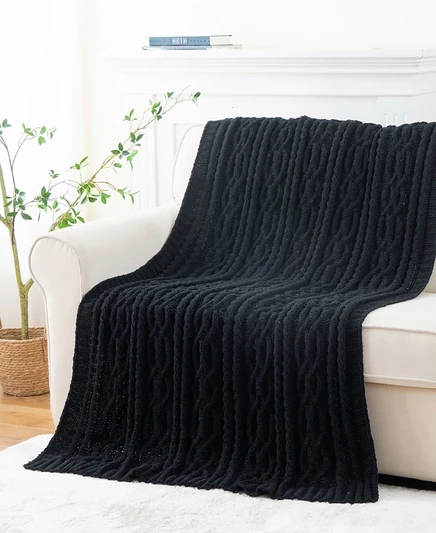Плед Battilo Cable Knit Chenille 130×170 см, черный