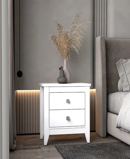 Современная прикроватная тумбочка для спальни FM FURNITURE Breeze на четырех ножках, с двумя выдвижными ящиками белого цвета