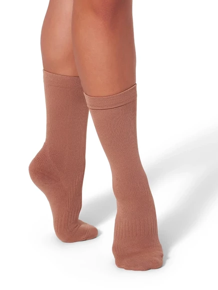 Женские носки Capezio Lifeknit до икры, бежевые